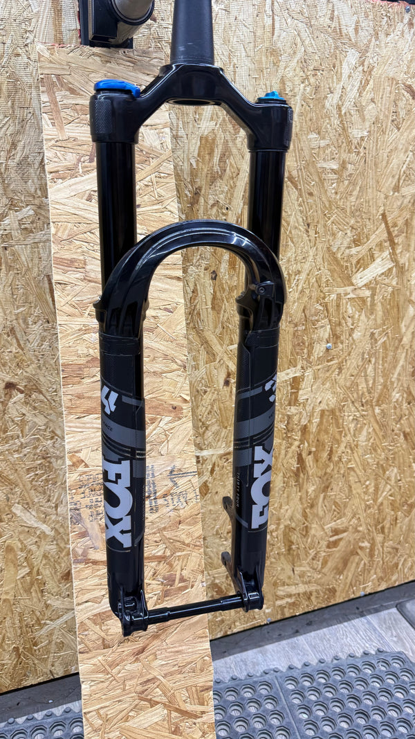 2025 PERFORMANCE 34 FLOAT 29 130mm