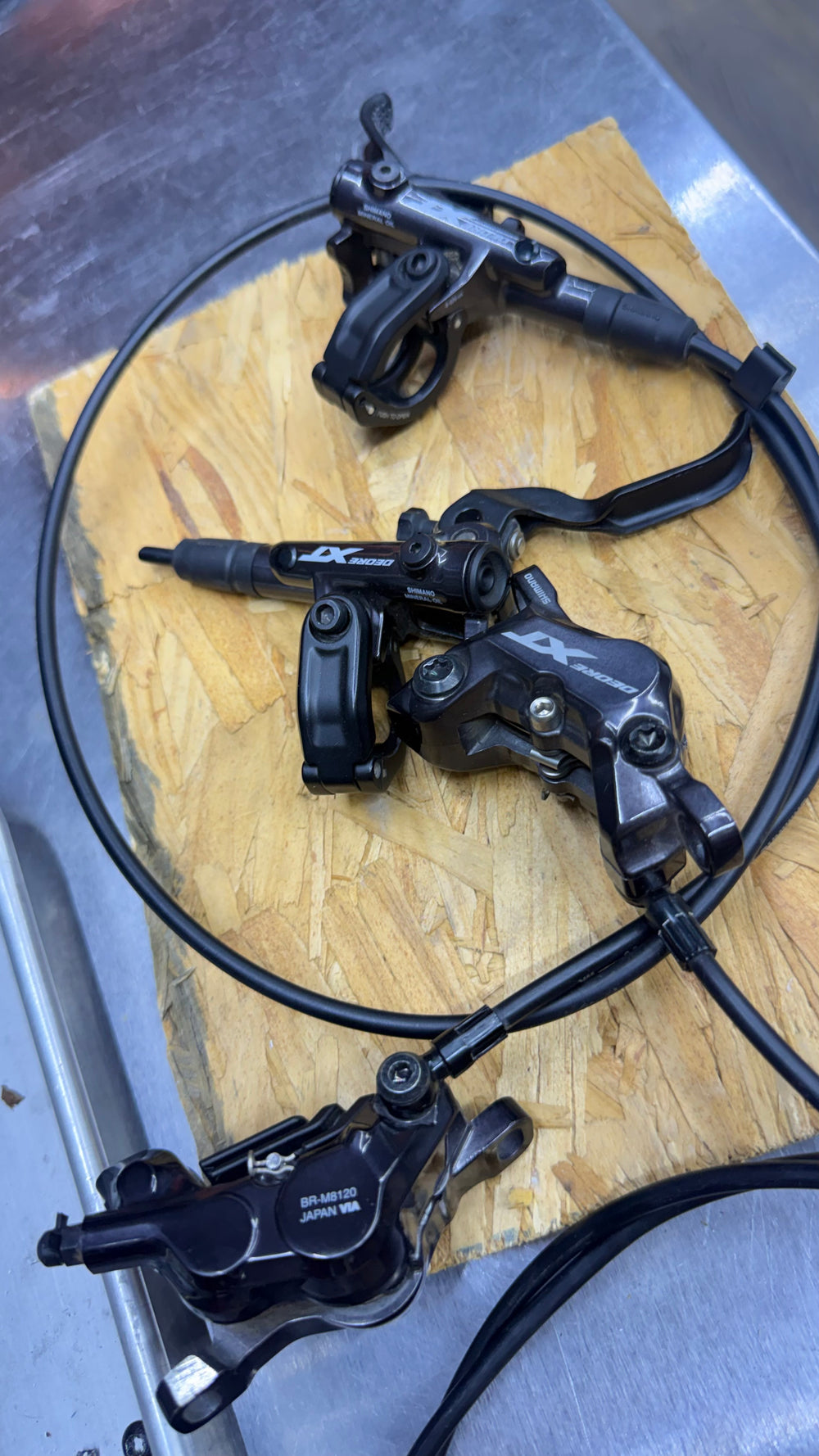 Frenos Shimano XT 4 pistones BL-M8100
