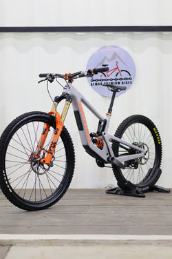 Santa Cruz Nomad C 2024 Carbon