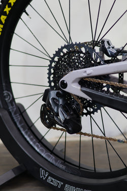 Santa Cruz Nomad C 2024 Carbon