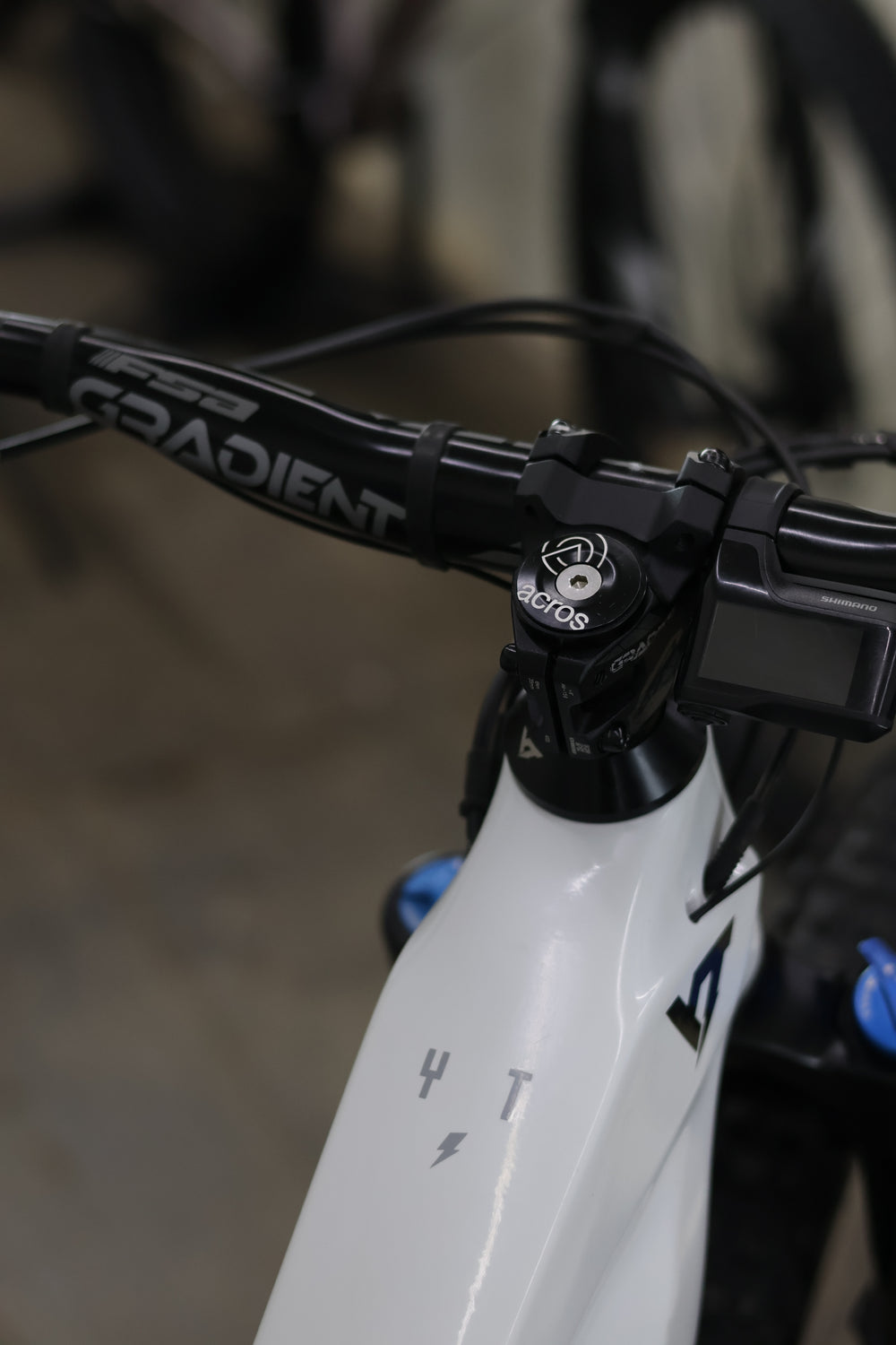 YT Decoy Core 3 2024/25 Carbon (eBike)