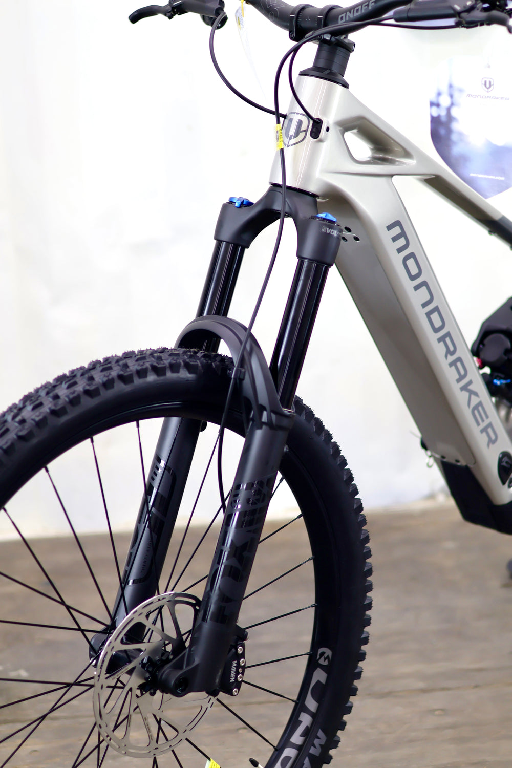 Mondraker Crafty R Carbon 2026 eBike (Nueva)