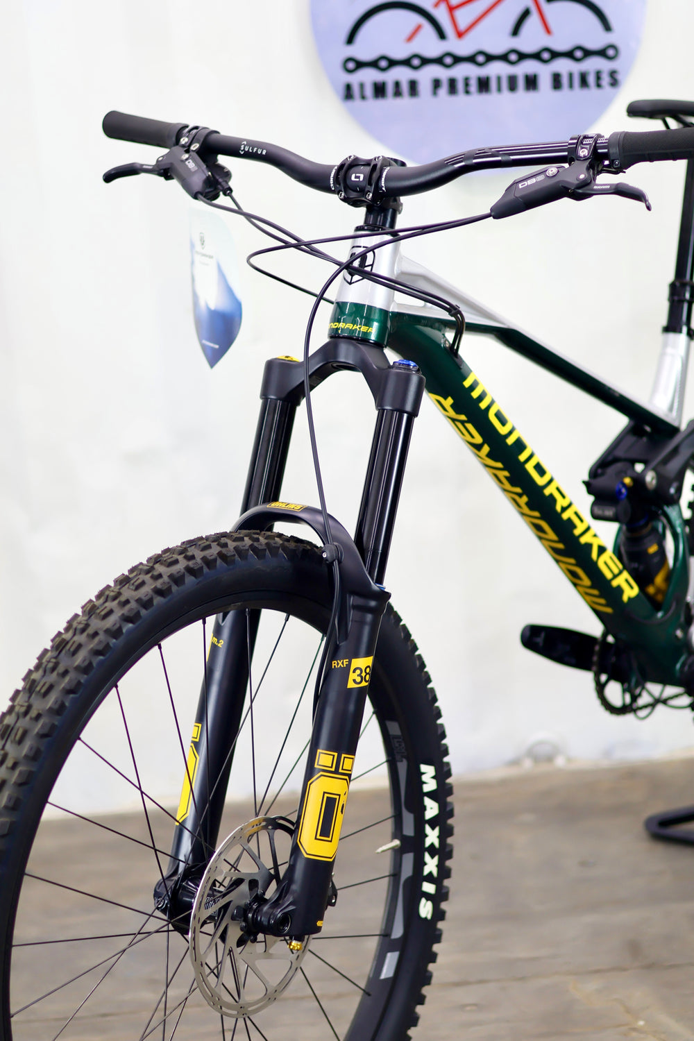 Mondraker Super Foxy R Alum (Nueva)
