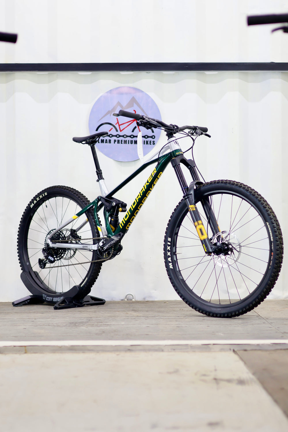 Mondraker Super Foxy R Alum (Nueva)