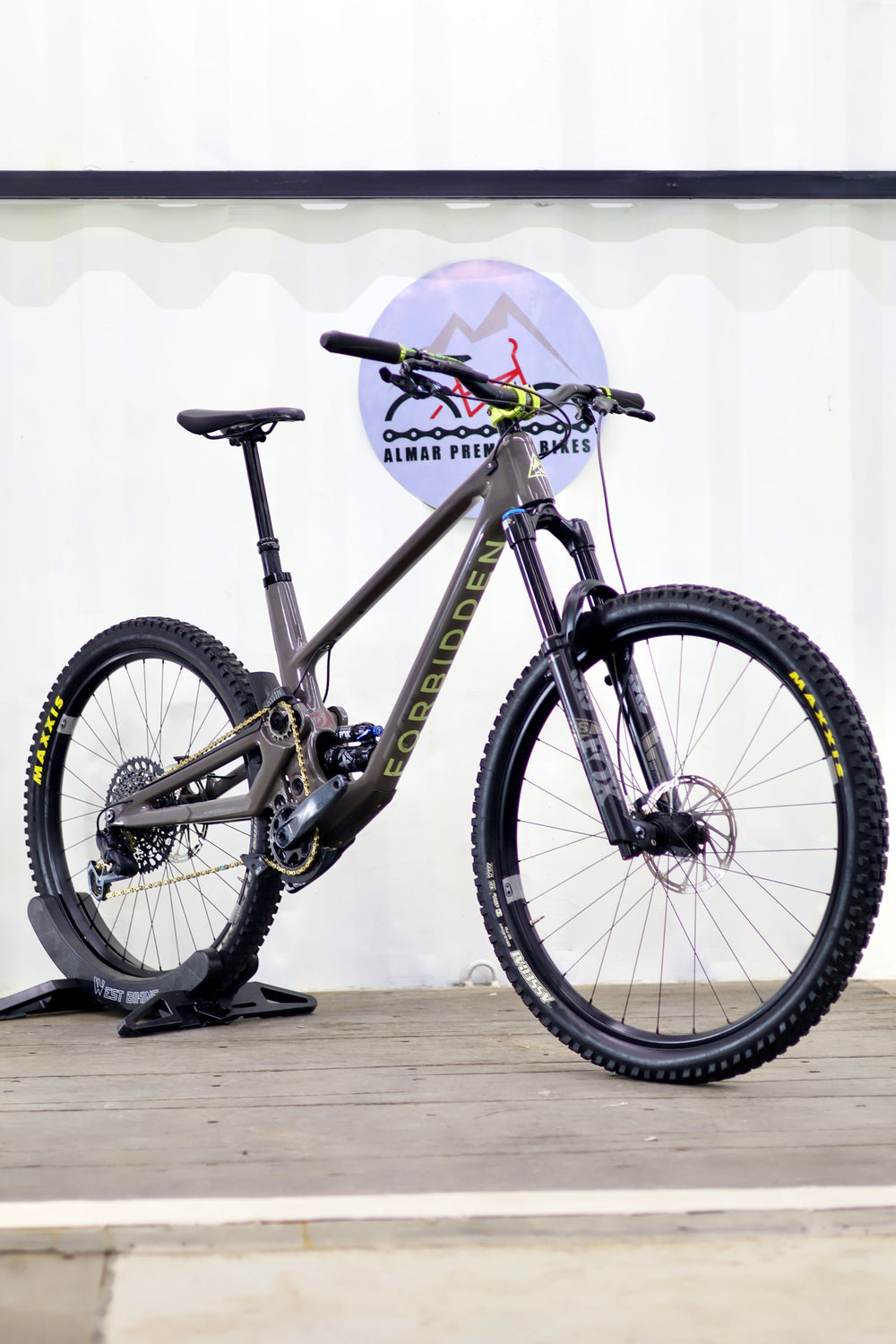 Forbidden Druid Carbon 2023