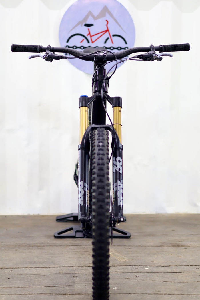 YT JEFFSY  CORE 3 2026 Full Carbon Mejorada (como nueva)