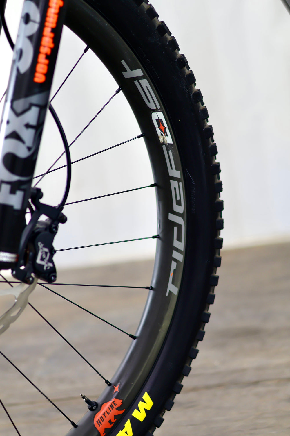 YT JEFFSY  CORE 3 2026 Full Carbon Mejorada (como nueva)