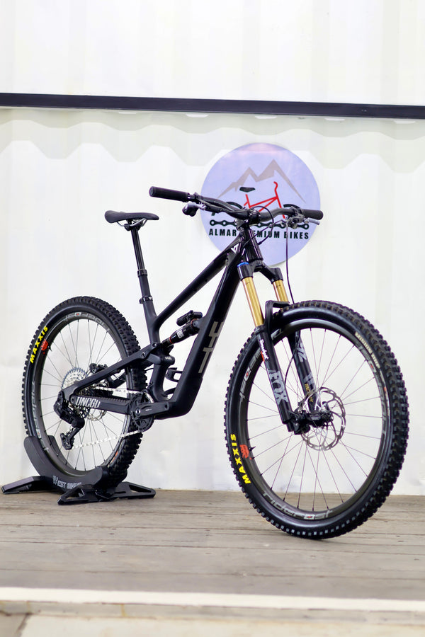 YT JEFFSY  CORE 3 2026 Full Carbon Mejorada (como nueva)