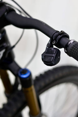 YT JEFFSY  CORE 3 2026 Full Carbon Mejorada (como nueva)
