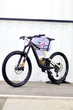 SPECIALIZED ENDURO LTD CARBÓN 2023