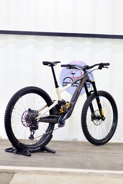 SPECIALIZED ENDURO LTD CARBÓN 2023