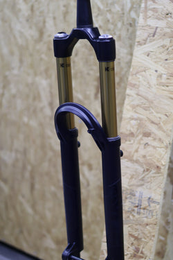 2022 FOX 36 170mm  KASHIMA MATTE BLACK GRIP2