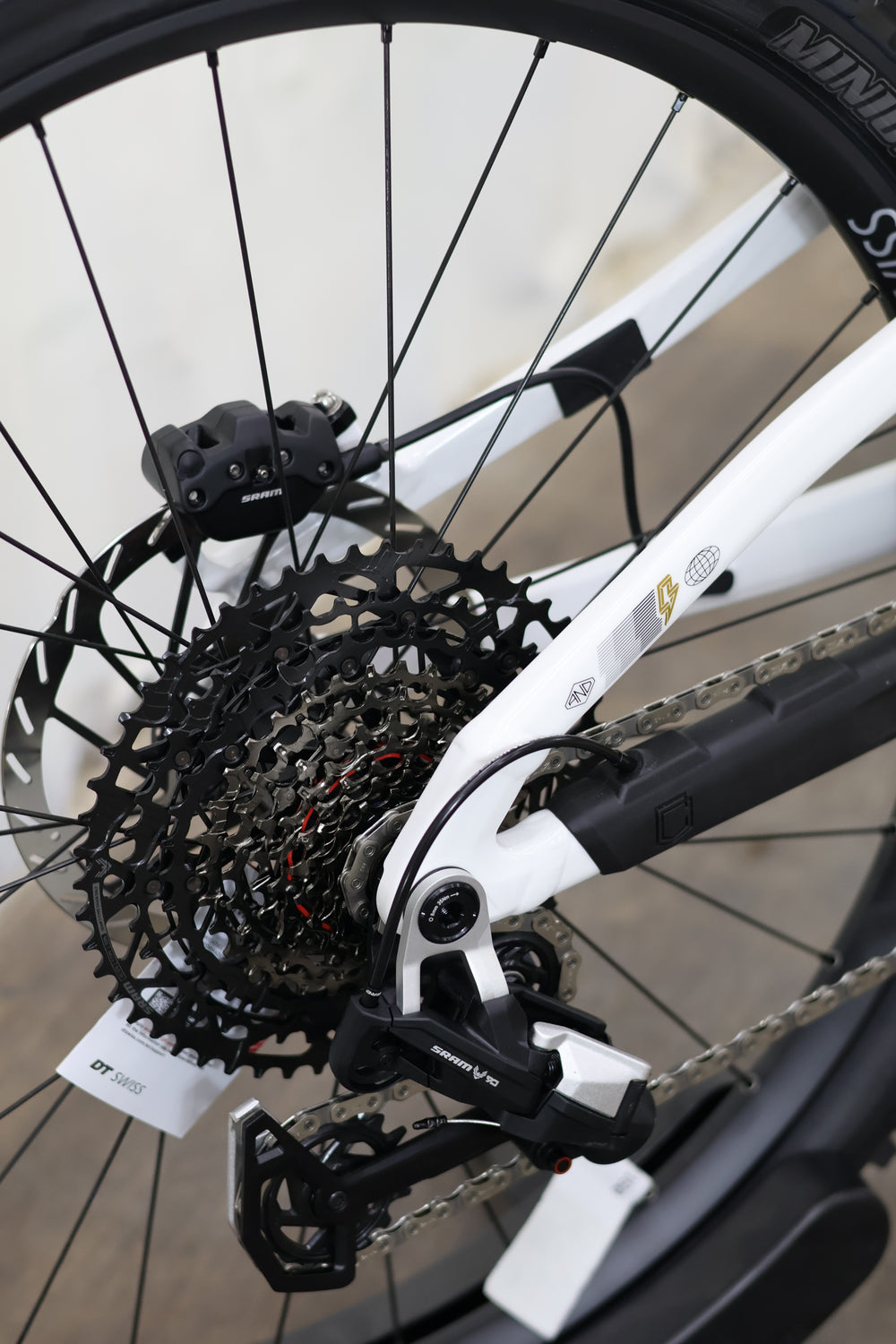 COMMENCAL META POWER SX AVINOX ROCKSHOX PURE WHITE 2027