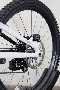 COMMENCAL META POWER SX AVINOX ROCKSHOX PURE WHITE 2027