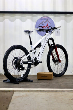 COMMENCAL META POWER SX AVINOX ROCKSHOX PURE WHITE 2027