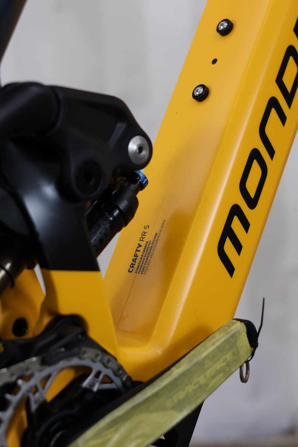MONDRAKER CRAFTY RR S Carbón 2026 - eBike NUEVAS y DEMO