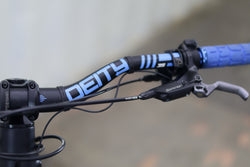 YT DECOY CORE 2 2025 Carbon (muy poco uso)