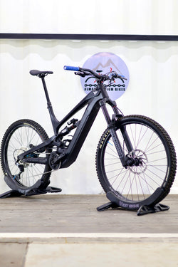 YT DECOY CORE 2 2025 Carbon (muy poco uso)