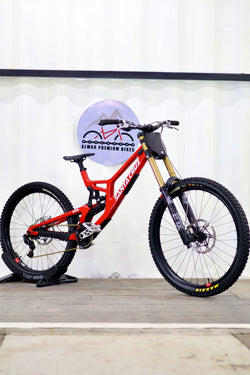 SANTA CRUZ DH V10 CC 2024 carbón